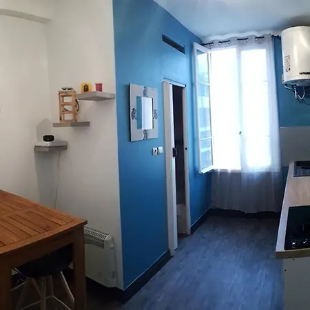 Beau F2 Saint-jean D'angely * Nizza