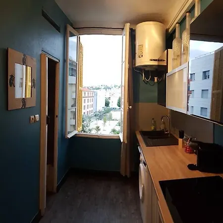 Beau F2 Saint-jean D'angely * Nizza